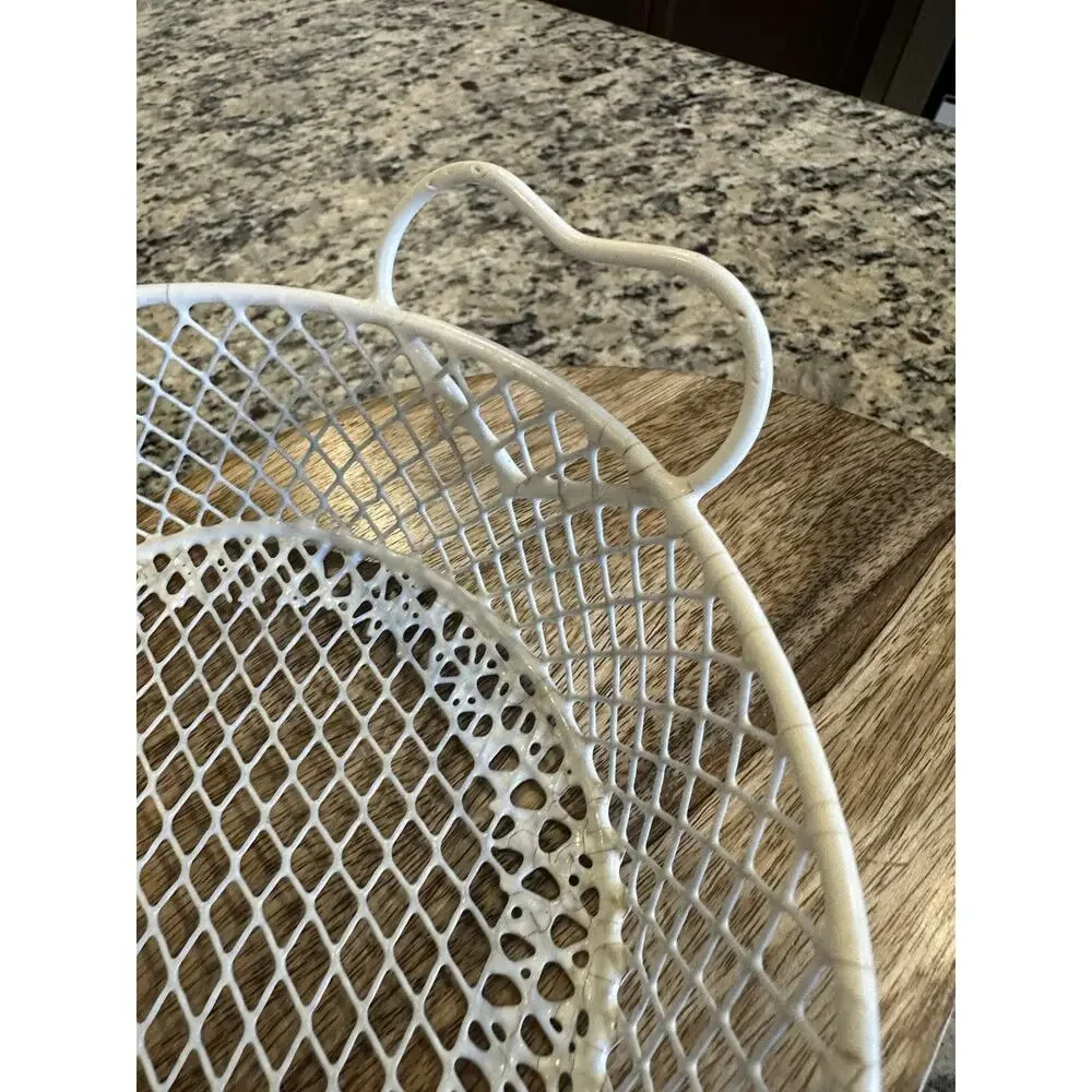 White Farmhouse Wire Mesh Round Basket Lightweight 7” Heart Handles